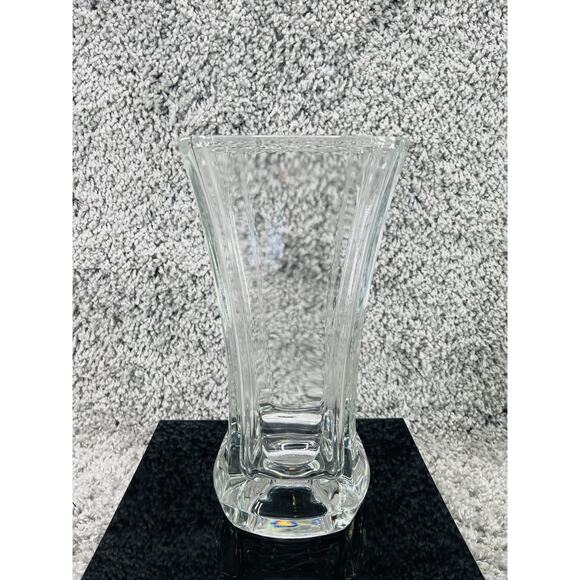 Glass Vase Heavy Duty Cut Art Deco Home Decoration Any Room Clear 9.5inX4inX5.5i - Picture 9 of 10